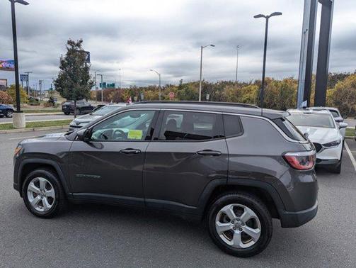 2017 Jeep New Compass Latitude