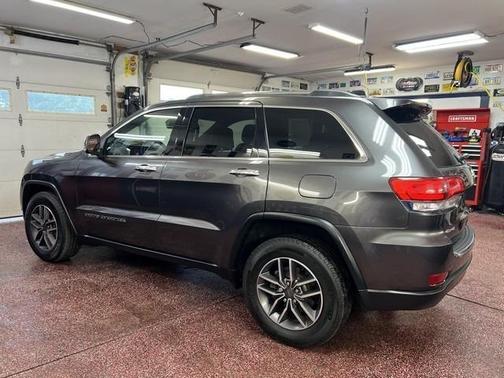 Gray 2019 Jeep Grand Cherokee Limited