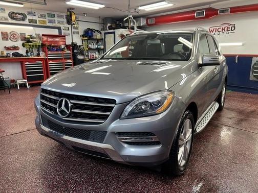 Gray 2015 Mercedes-Benz M-Class ML 350 4MATIC