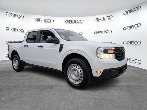 Oxford White 2024 Ford Maverick XL