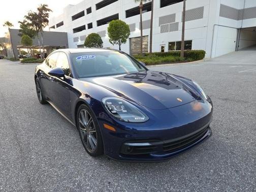 2020 Porsche Panamera 4