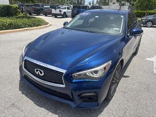 2016 INFINITI Q50 3.0T Red Sport 400