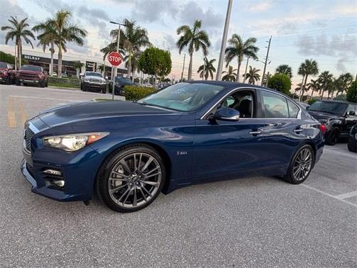 2016 INFINITI Q50 3.0T Red Sport 400