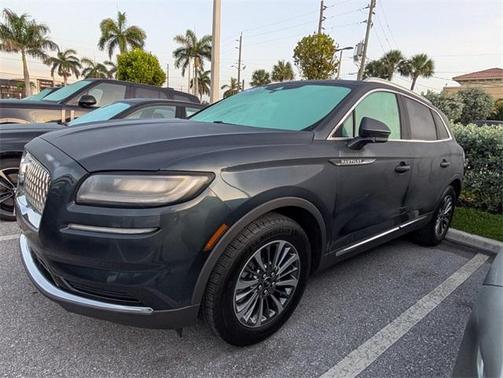 2022 Lincoln Nautilus Standard