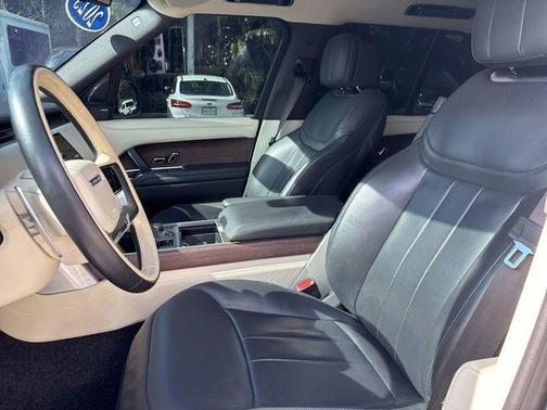 Belgravia Green 2023 Land Rover Range Rover P400 SE