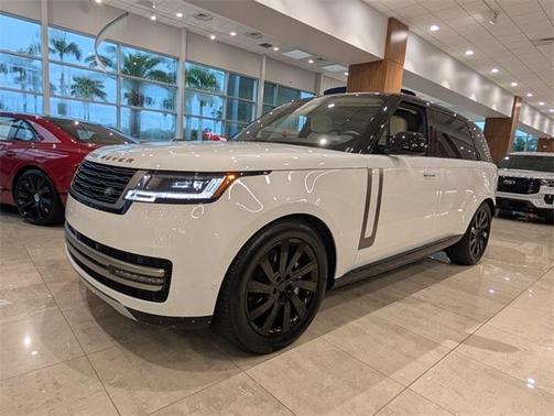 2025 Land Rover Range Rover P400 SE 7 Seat