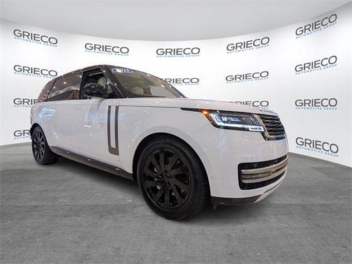 2025 Land Rover Range Rover P400 SE 7 Seat