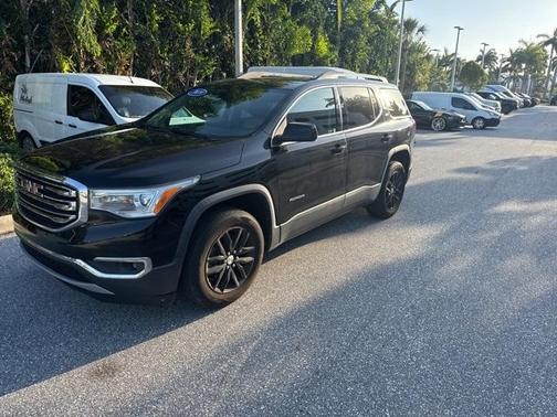2019 GMC Acadia SLT-1