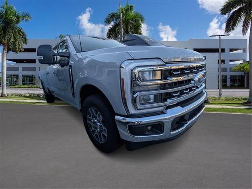 2026 Ford F-350 Lariat Super Duty