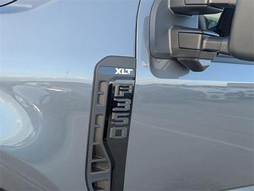 2025 Ford F-350 XLT