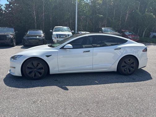 2021 Tesla Model S Long Range