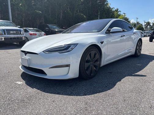 2021 Tesla Model S Long Range