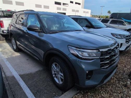 2025 Ford Explorer Active