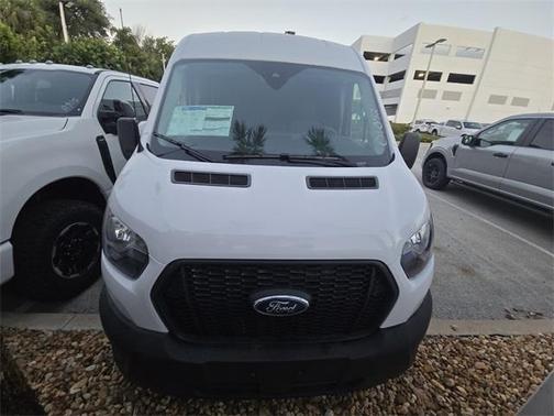 2025 Ford Transit-250 148 WB Medium Roof Cargo