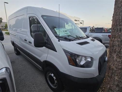 2025 Ford Transit-250 148 WB Medium Roof Cargo
