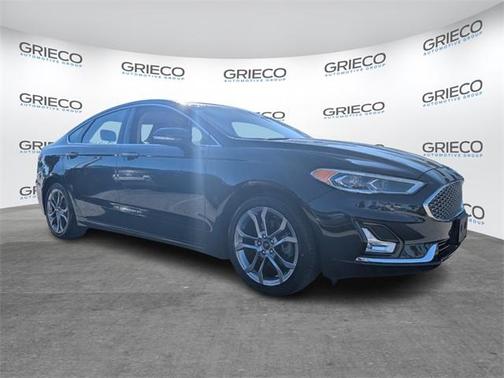 2020 Ford Fusion Hybrid Titanium