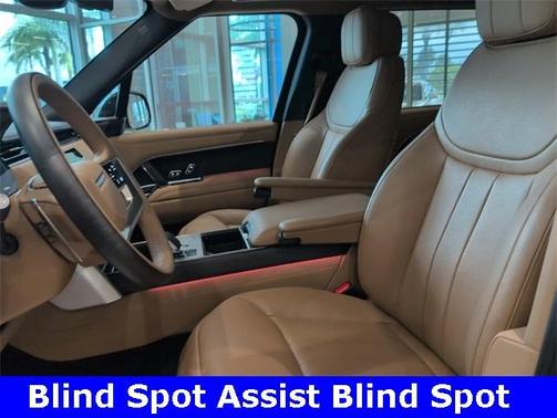 2025 Land Rover Range Rover P400 SE 7 Seat