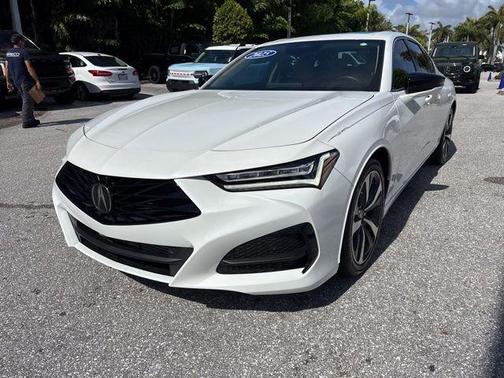 Platinum White Pearl 2025 Acura TLX Technology