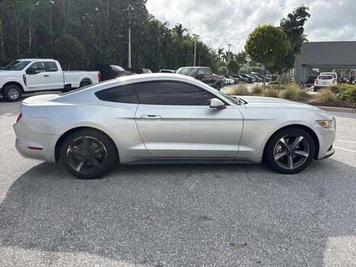 2017 Ford Mustang EcoBoost
