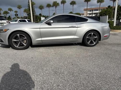 2017 Ford Mustang EcoBoost
