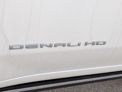 2025 GMC Sierra 2500 Denali