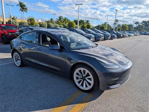 2021 Tesla Model 3 Standard Range Plus