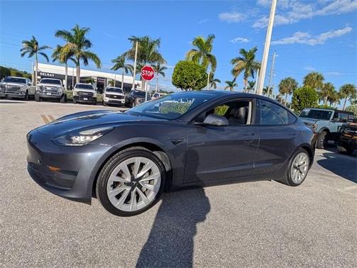 2021 Tesla Model 3 Standard Range Plus