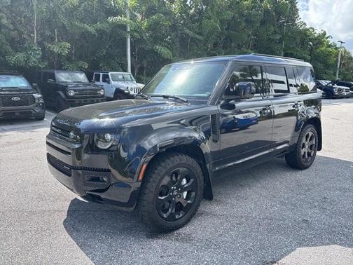 2023 Land Rover Defender 110 X-Dynamic SE