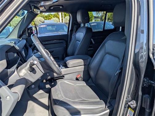 2023 Land Rover Defender 110 X-Dynamic SE