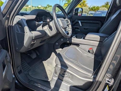 2023 Land Rover Defender 110 X-Dynamic SE