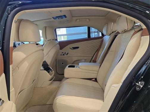 2021 Bentley Flying Spur V8