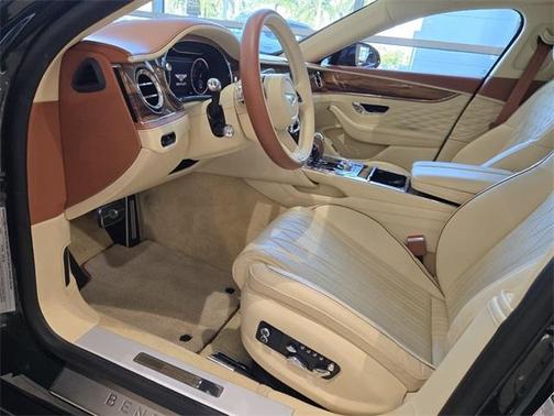 2021 Bentley Flying Spur V8