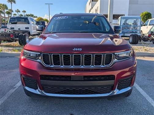 2022 Jeep Grand Cherokee L Laredo