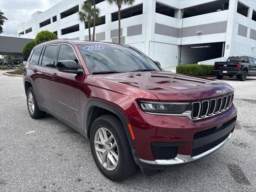 2022 Jeep Grand Cherokee L Laredo