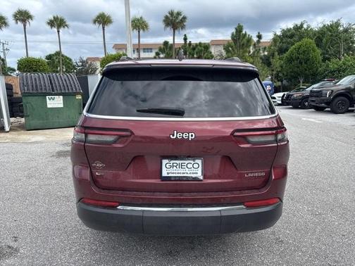 2022 Jeep Grand Cherokee L Laredo