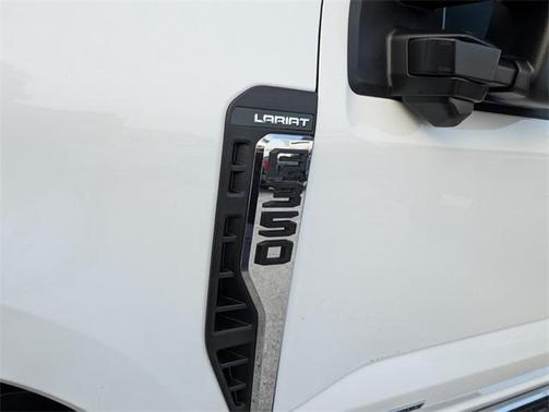 2025 Ford F-350 Lariat Super Duty