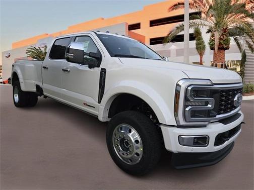 2025 Ford F-450 Platinum