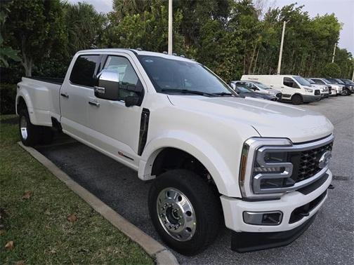 2025 Ford F-450 Platinum