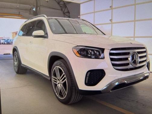 2025 Mercedes-Benz GLS 450 4MATIC