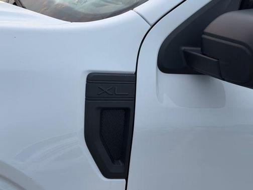 Oxford White 2026 Ford Maverick XL