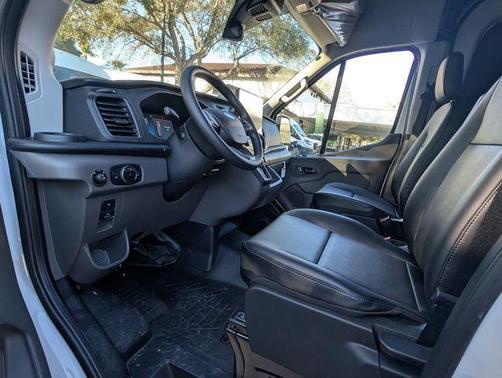 2026 Ford Transit-350 148 WB Medium Roof Cargo