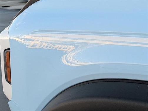 2025 Ford Bronco Heritage Edition