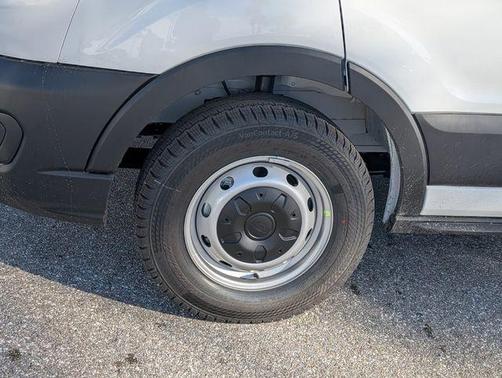 2026 Ford Transit-250 148 WB Medium Roof Cargo