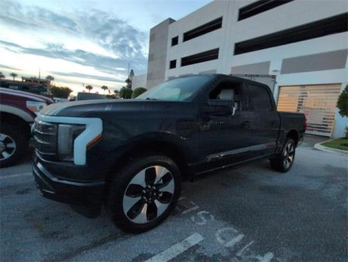2023 Ford F-150 Lightning Platinum