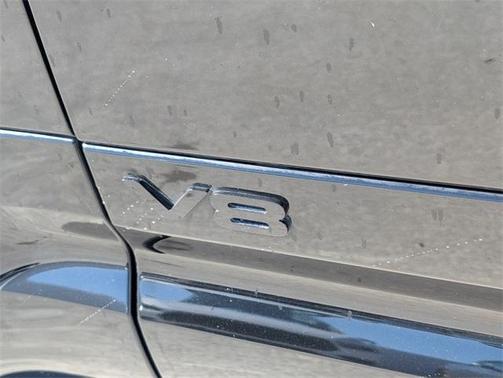 2024 Land Rover Defender P525 V8