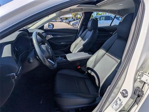 2023 Mazda Mazda3 AWD w/Premium Package