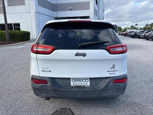 2014 Jeep Cherokee Sport