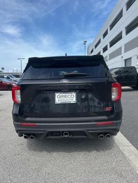 2020 Ford Explorer ST