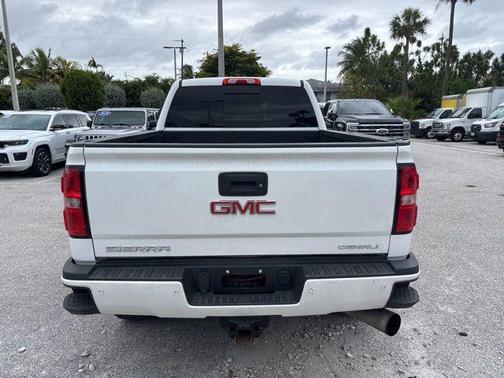 2015 GMC Sierra 3500 Denali