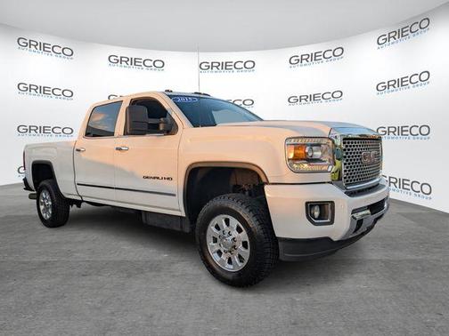 2015 GMC Sierra 3500 Denali